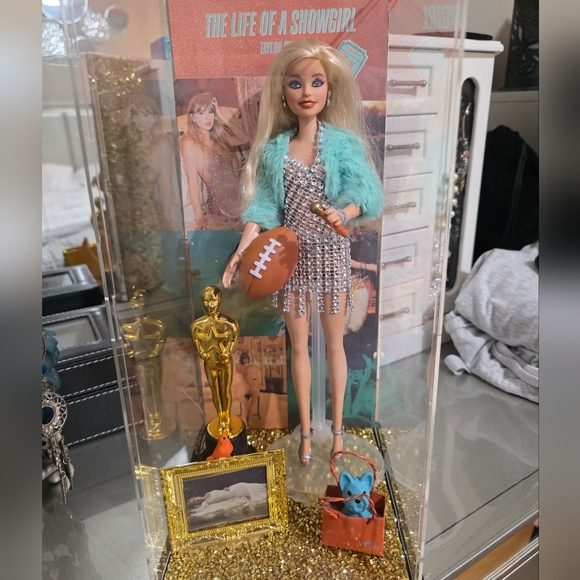Taylor Swift Other - Taylor Swift Doll in Teal, Silver and Gold Outfit
